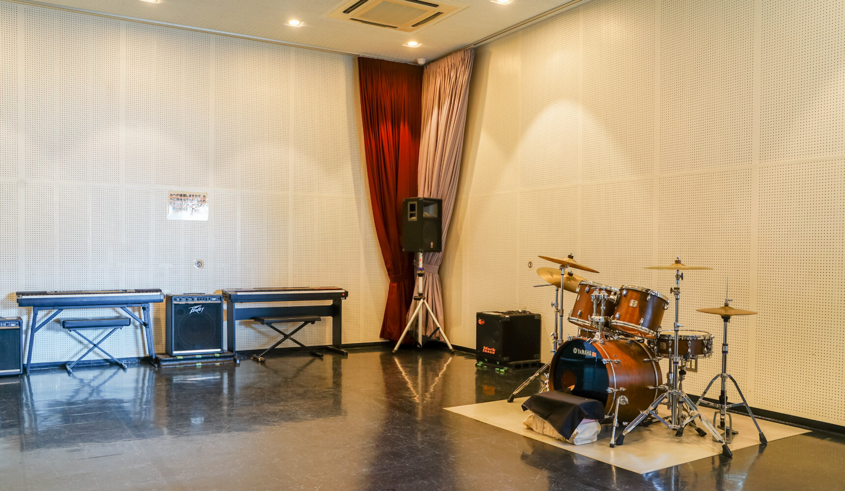 キューブB1（音楽室）
